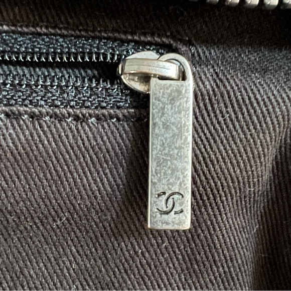 CHANEL Reissue Bowler Bag Black Caviar Leather Chenille Silver Hardware Large - Picture 12 of 16